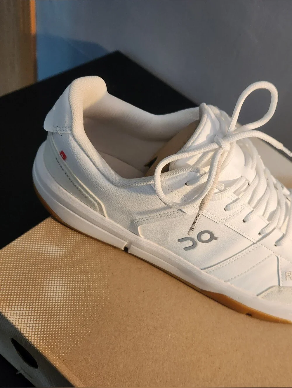 On Running Roger Clubhouse White Low-Top Sneakers with Gum Outsole. QC. Run Big